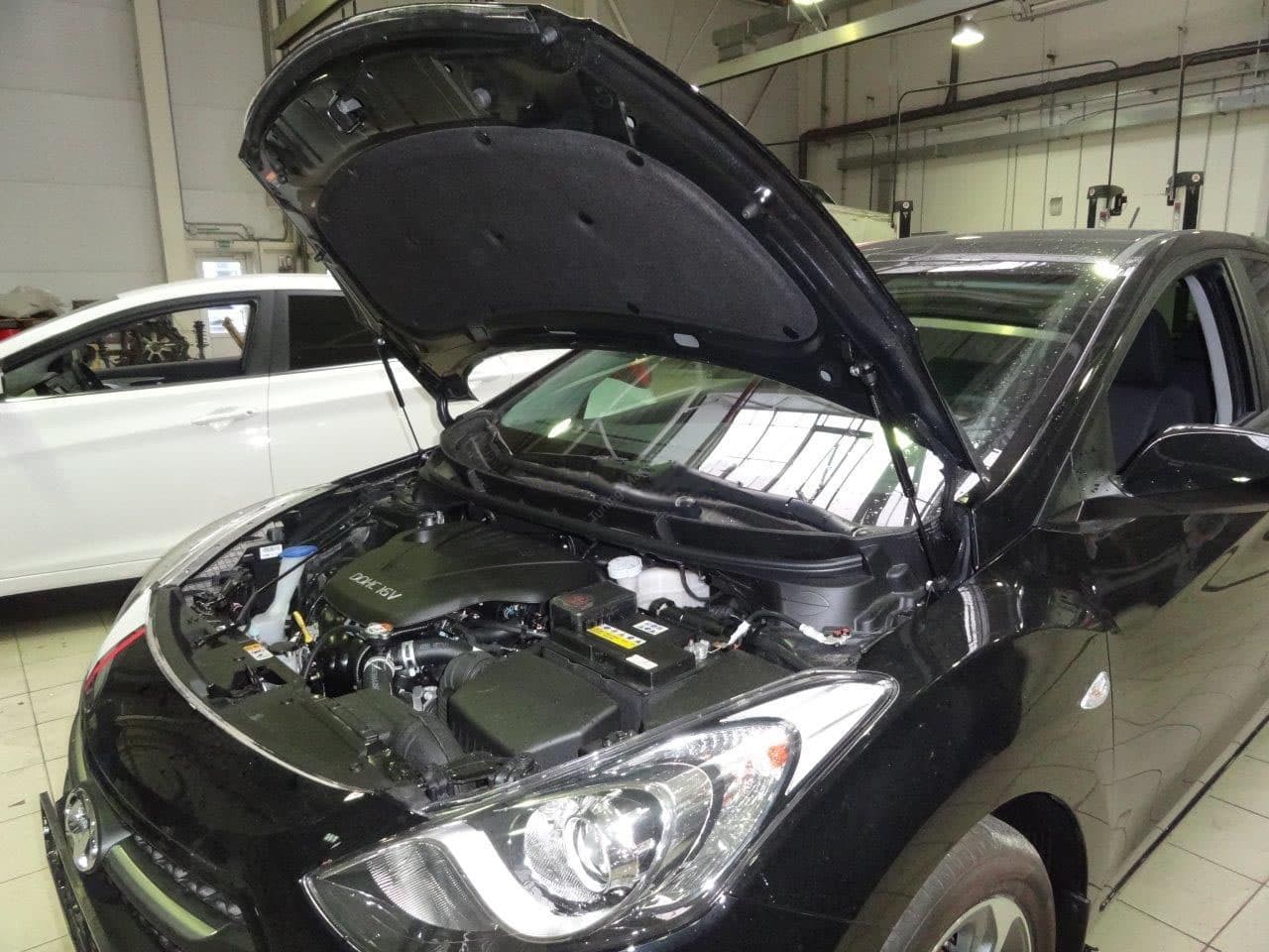 Газовые упоры (амортизаторы) капота A-ENGINEERING для Hyundai i30 (2015-2017)