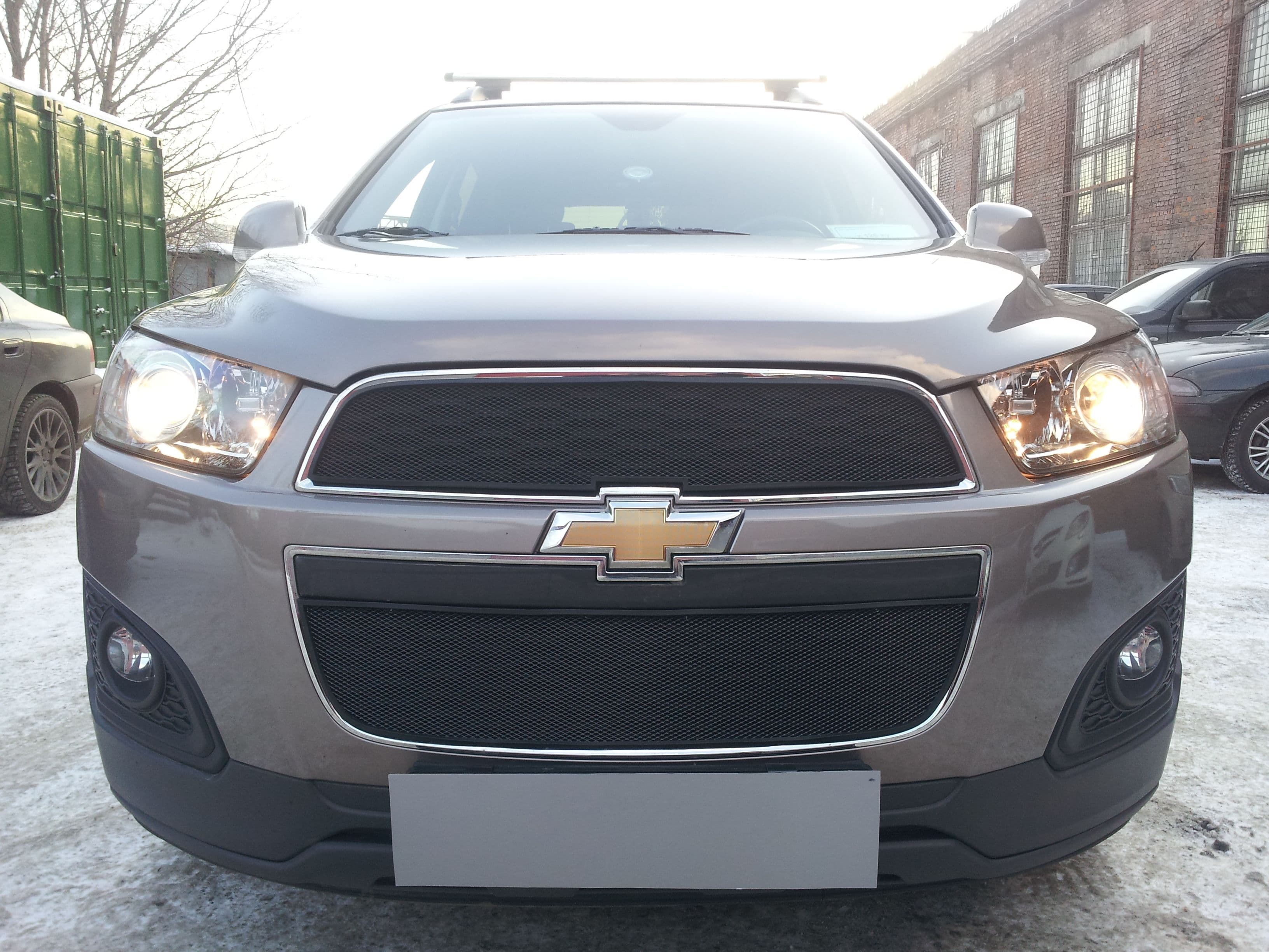 Защитная сетка радиатора ProtectGrille для Chevrolet Captiva, 2 части (2013-2015 рестайлинг Черная)