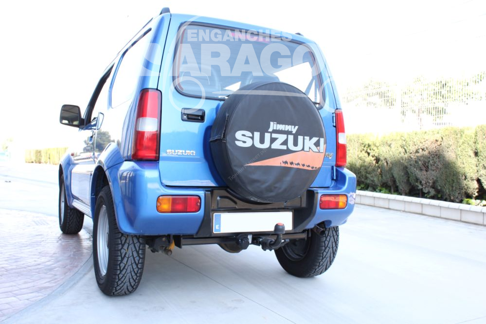 Съемный фаркоп Aragon для Suzuki Jimny (1998-2007)