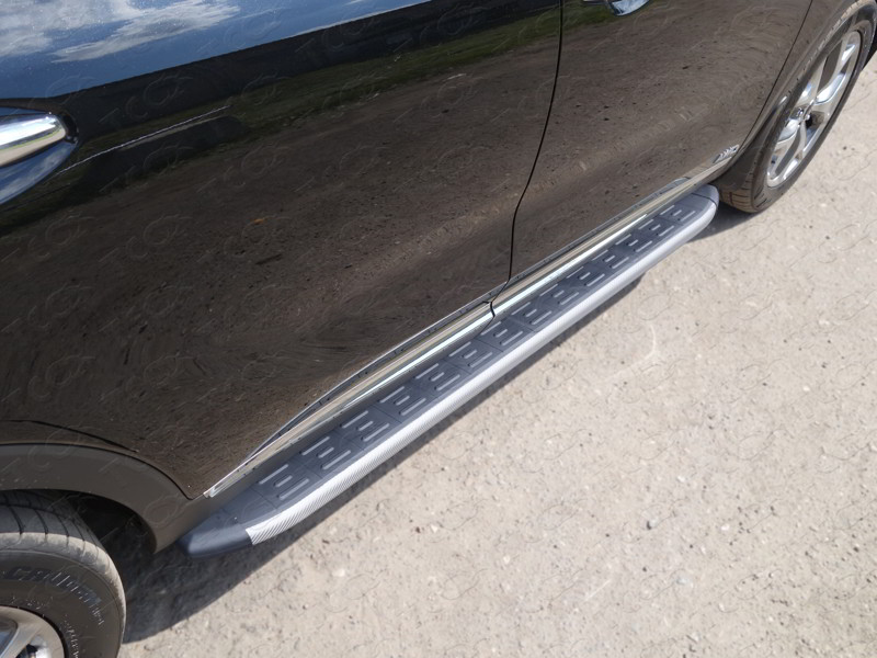 Пороги алюминиевые TCC с накладкой для Kia Sorento Prime (2015-2018)