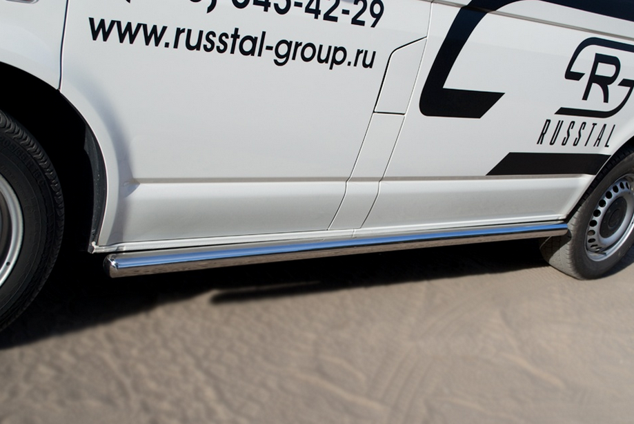 Пороги труба D63 (вариант 3) (левый) "RUSSTAL" для Volkswagen Transporter Kasten