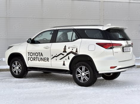 Защита заднего бампера Russtal 63 мм для Toyota Fortuner (2020-н.в.)