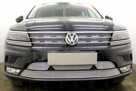 Защитная сетка радиатора ProtectGrille Premium верхняя для Volkswagen Tiguan (2016-н.в. Хром)